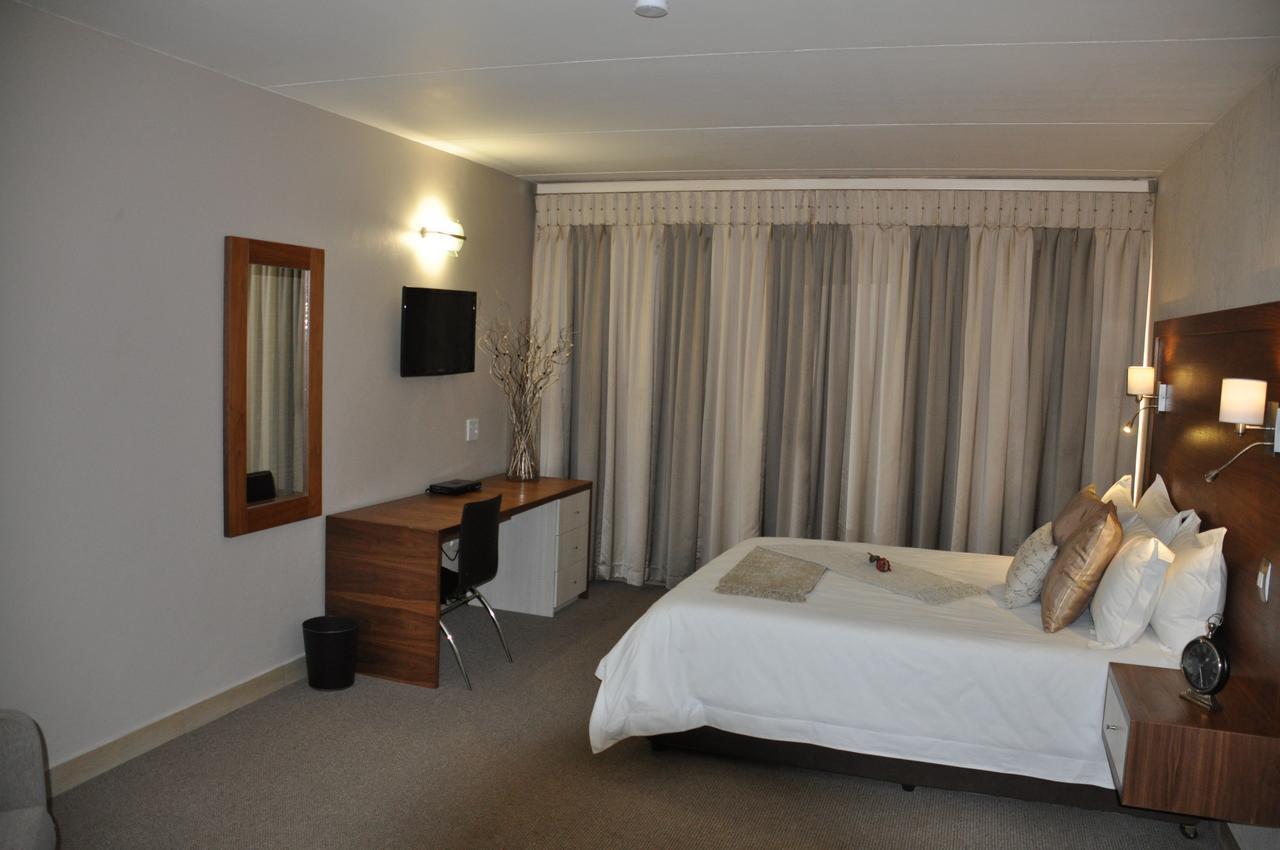Merchant Business Class Hotel Henley on Klip Bilik gambar